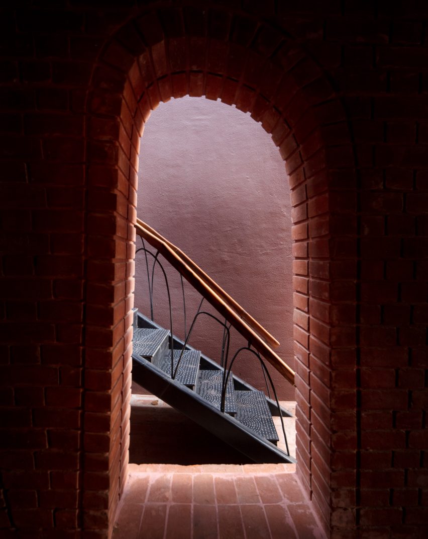 School of Dancing Arches by Samira Rathod Design Associates