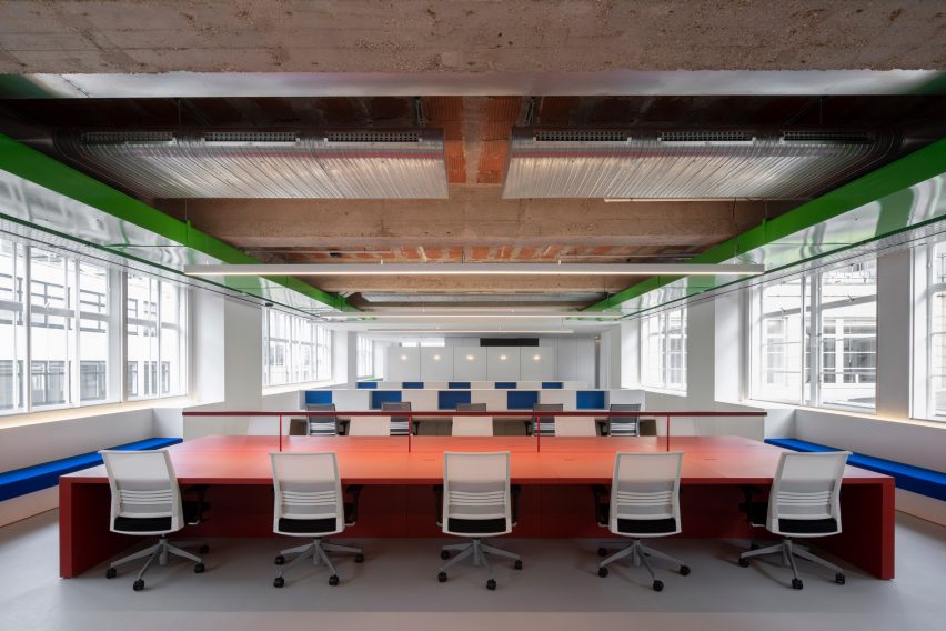 Selfridges offices by Alex Cochrane Architects