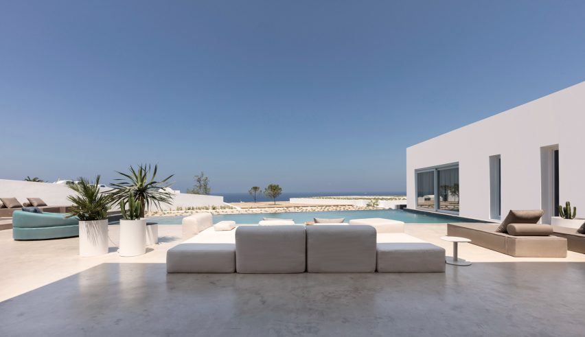 Summer Villa in Santorini, Greece by Kapsimalis Architects