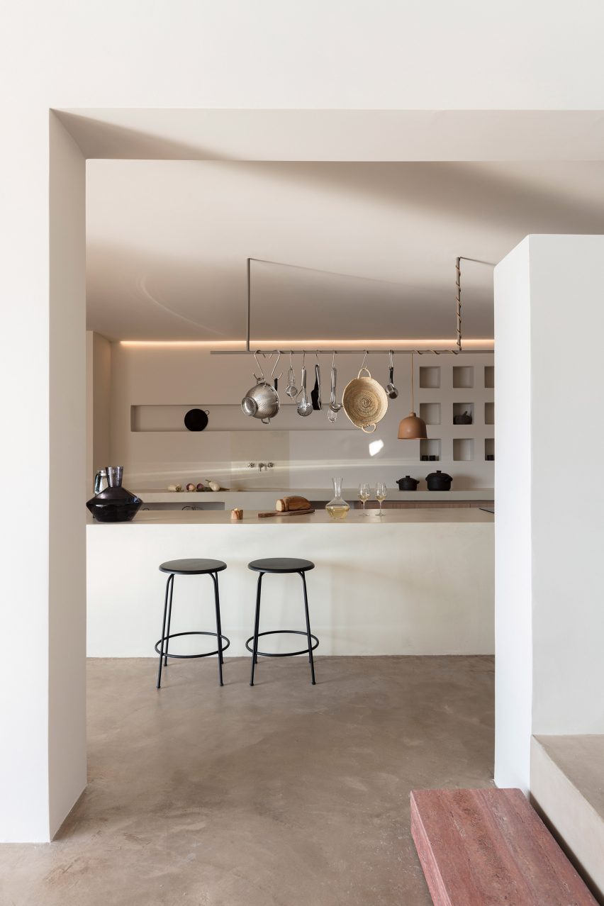 Summer Villa in Santorini, Greece by Kapsimalis Architects