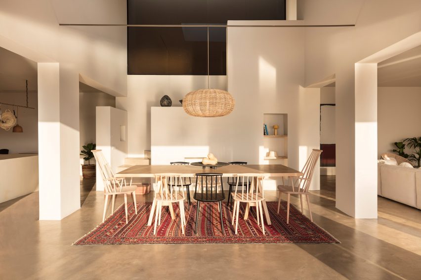 Summer Villa in Santorini, Greece by Kapsimalis Architects