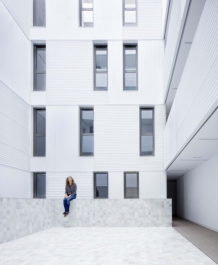 The New Brick Tectonic, Malaga, Spain, by Muñoz Miranda Architects