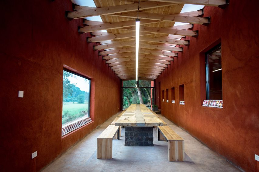 The Wall Childrens' Teaching Restaurant in China