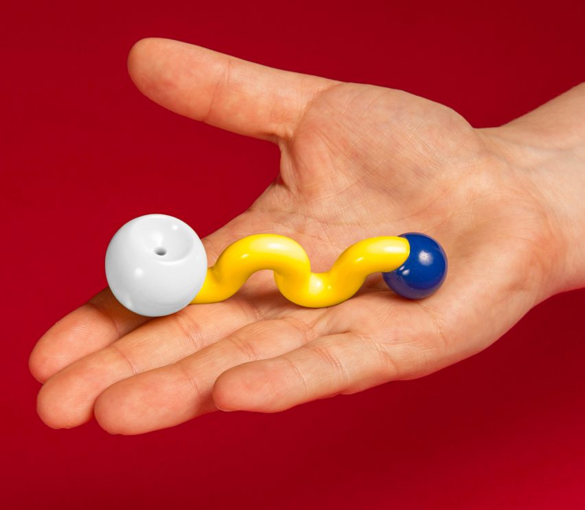 The Wiggle Pipe by Nik Bentel