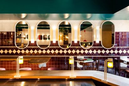 vinvinvin wine bar by Menard Dworkind