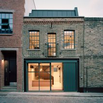 9 Jeffrey's Place by Tasou Associates