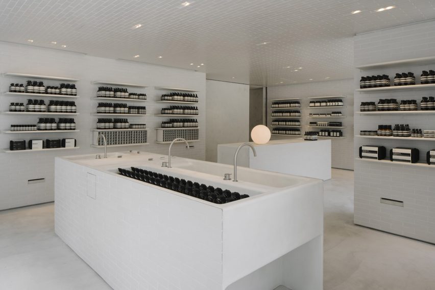 Aesop Daan Signature Store by Mlkk Studio