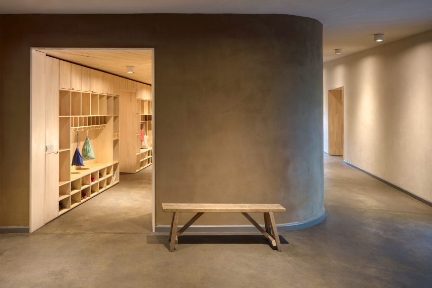after-school care centre for the Waldorf School Berlin-Prenzlauer Berg by Mono Architekten