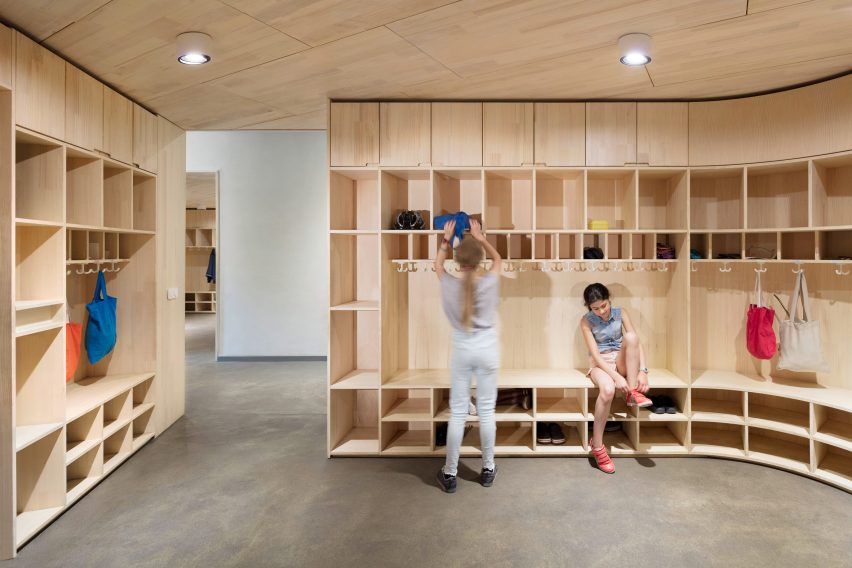 after-school care centre for the Waldorf School Berlin-Prenzlauer Berg by Mono Architekten