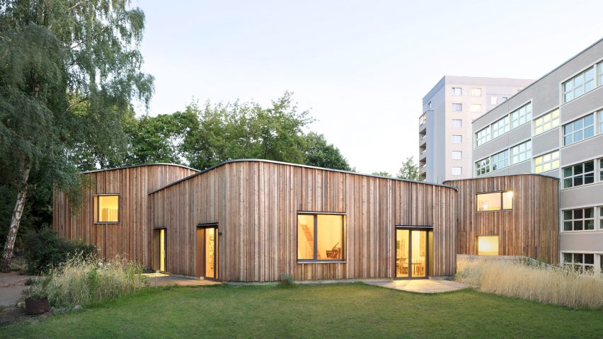 after-school care centre for the Waldorf School Berlin-Prenzlauer Berg by Mono Architekten