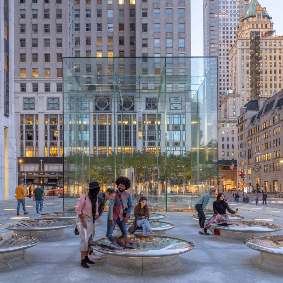 Apple Fifth Avenue by Foster + Partners