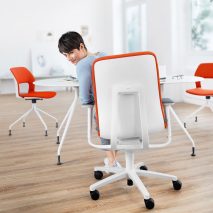 AT 187 ergonomic office chair by Wilkahn