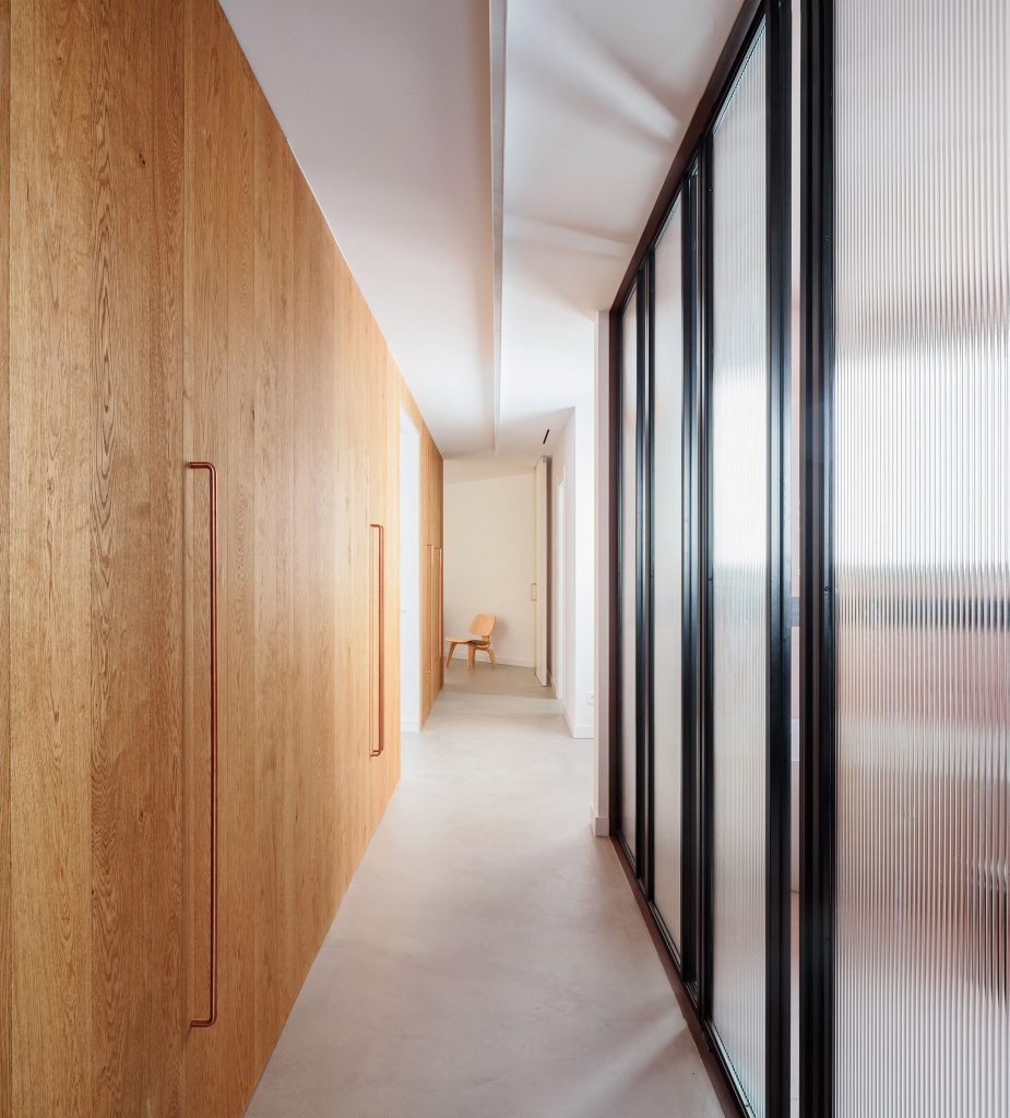 Atic Aribau by Raúl Sanchez Architects