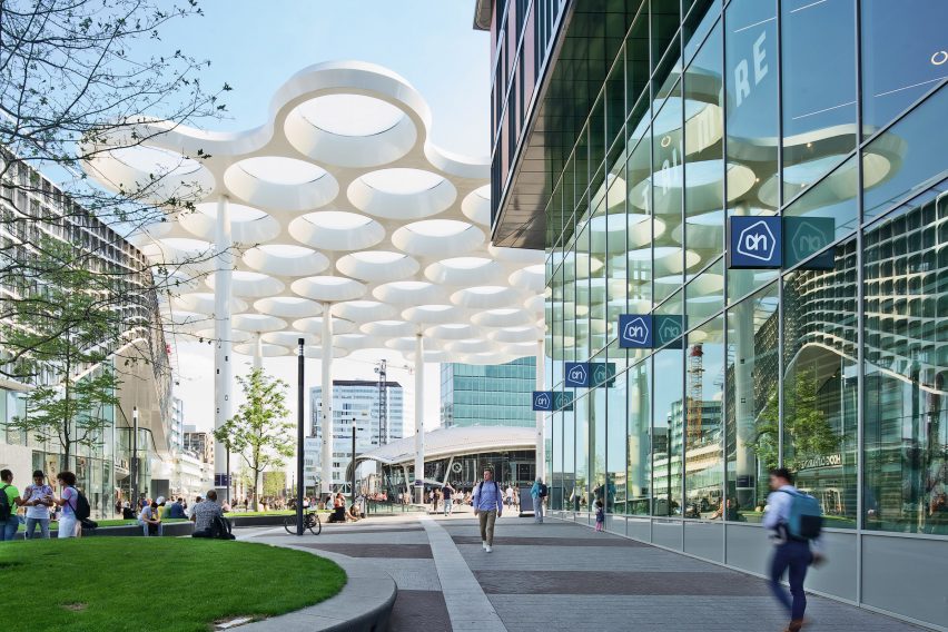 The "world's biggest bicycle parking" at Utrecht Centraal by Ector Hoogstad Architecten