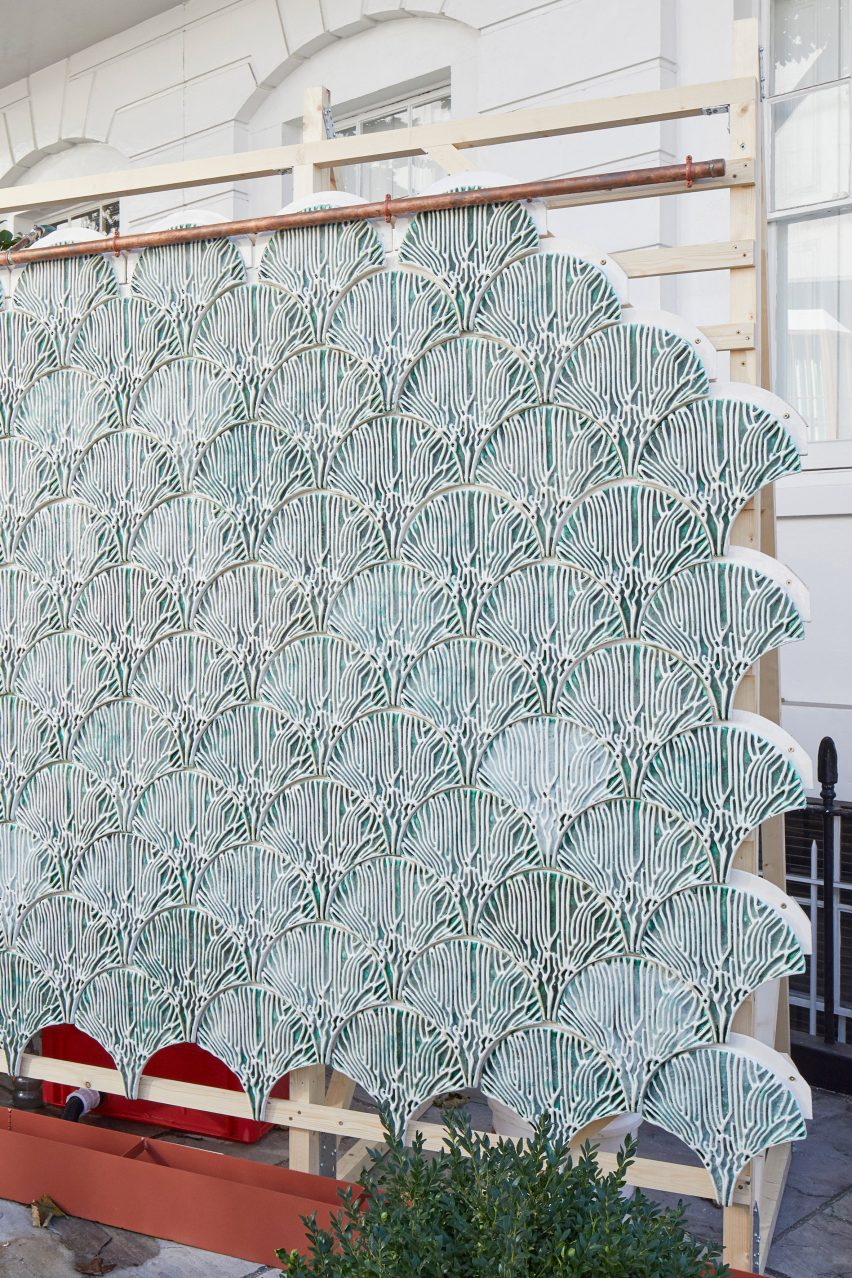 Algae tiles Indus by Bio-ID Lab at the London Design Festival 2019