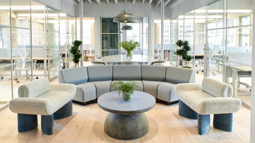 Canopy Workspace by Yves Behar and Amir Mortazavi