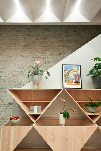 Canopy Workspace by Yves Behar and Amir Mortazavi