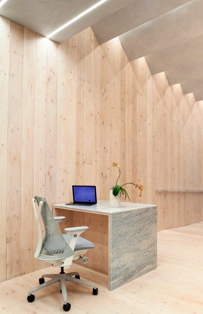 Canopy Workspace by Yves Behar and Amir Mortazavi
