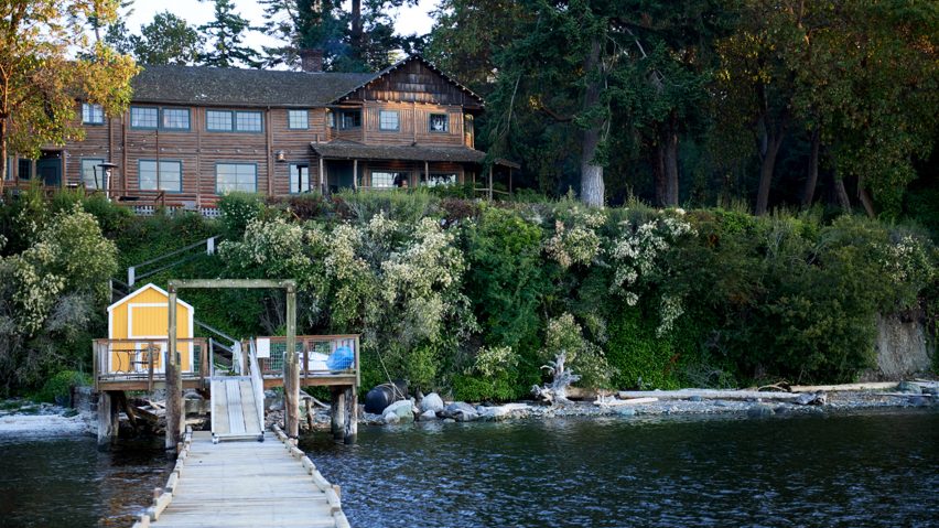 Captain Whidbey Inn
