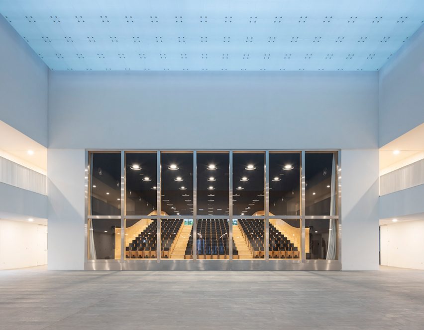 Eurartisanat Chambre de Métiers et de l'Artisanat des Hauts-de-Franc by kaan Atchitecten