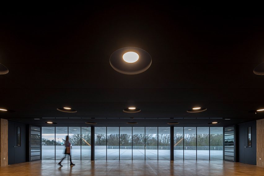 Eurartisanat Chambre de Métiers et de l'Artisanat des Hauts-de-Franc by kaan Atchitecten