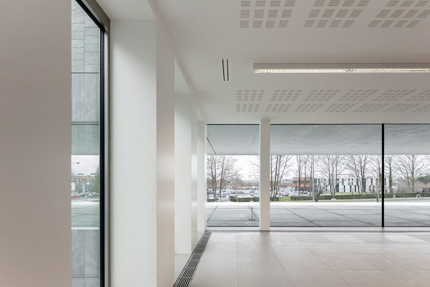 Eurartisanat Chambre de Métiers et de l'Artisanat des Hauts-de-Franc by kaan Atchitecten