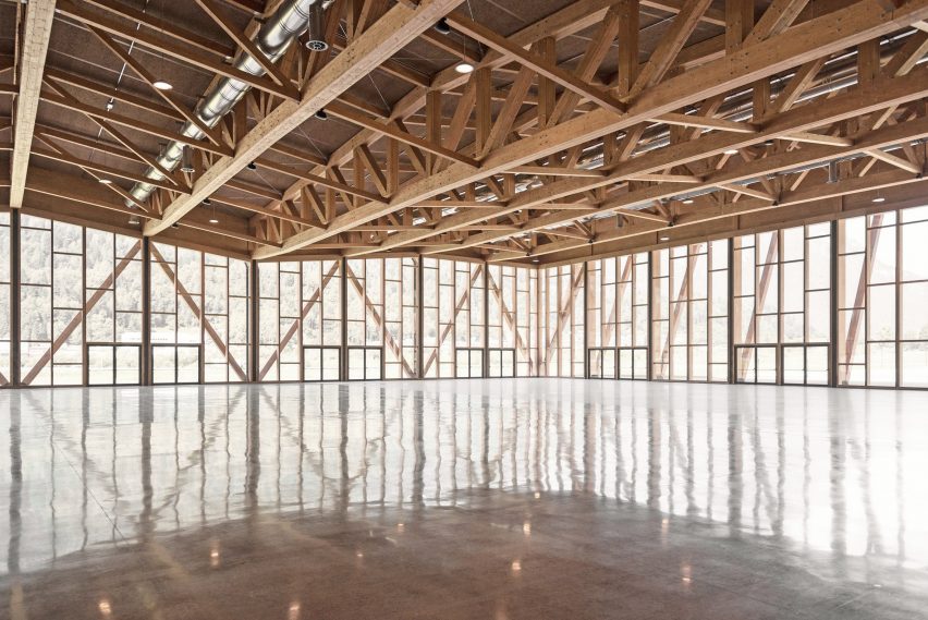 Conference and Convention Centre by Emanuele Bressan and Andrea Botter