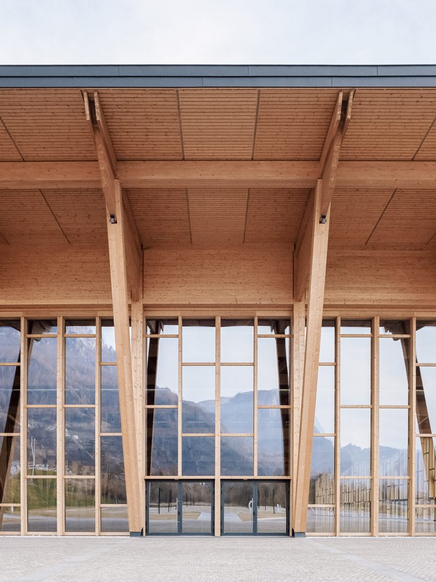 Conference and Convention Centre by Emanuele Bressan and Andrea Botter