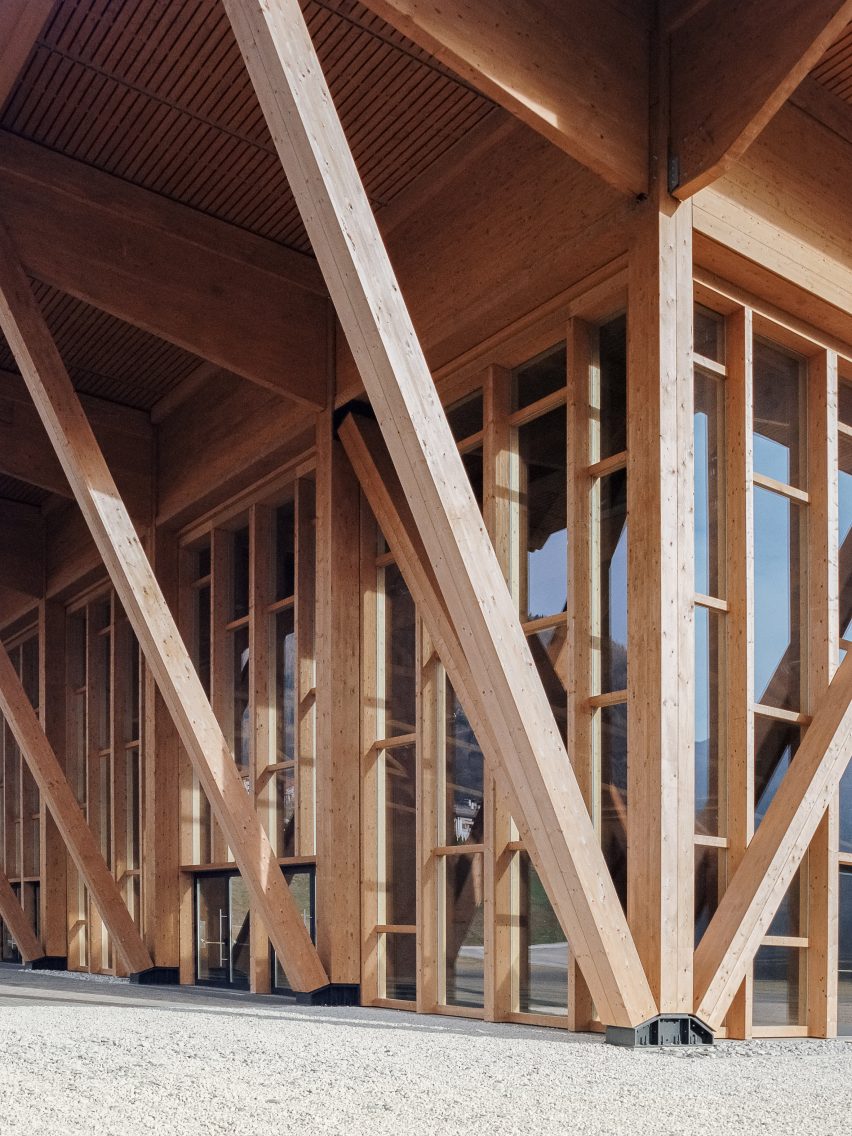 Conference and Convention Centre by Emanuele Bressan and Andrea Botter