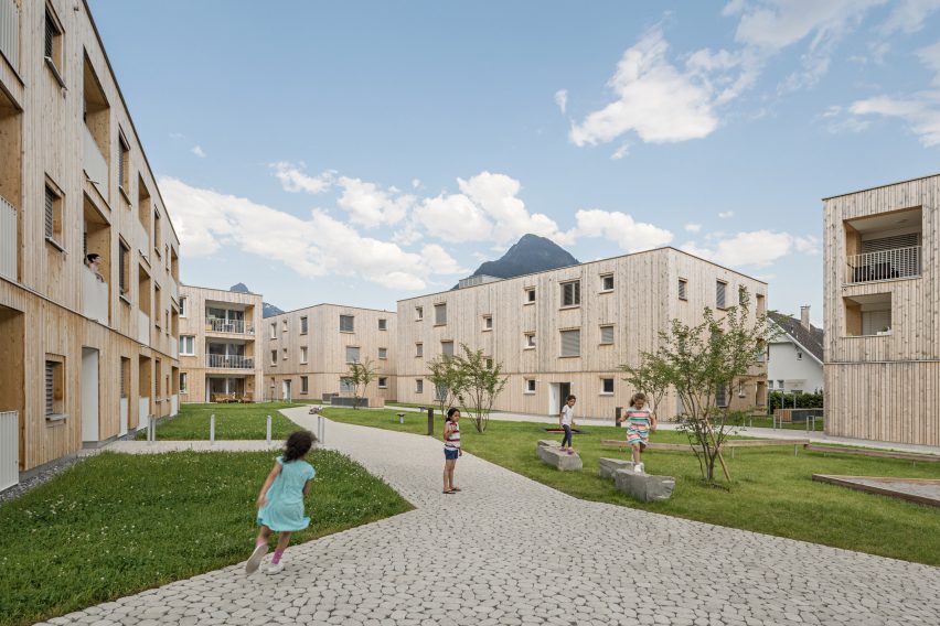 Maierhof housing estate by Feld72