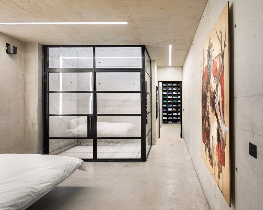 Ghost House by BPN Architects