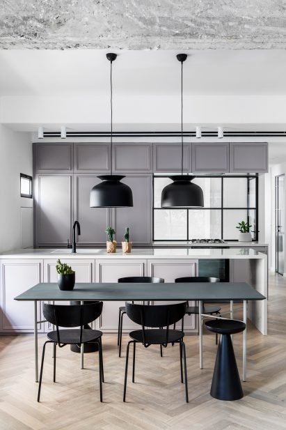 Habima Square apartment by Maayan Zusman