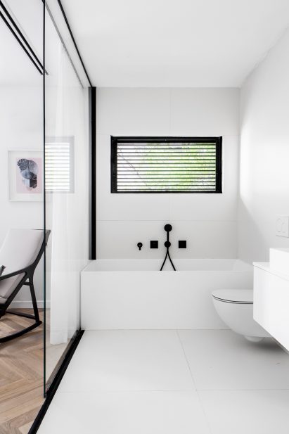 Habima Square apartment by Maayan Zusman