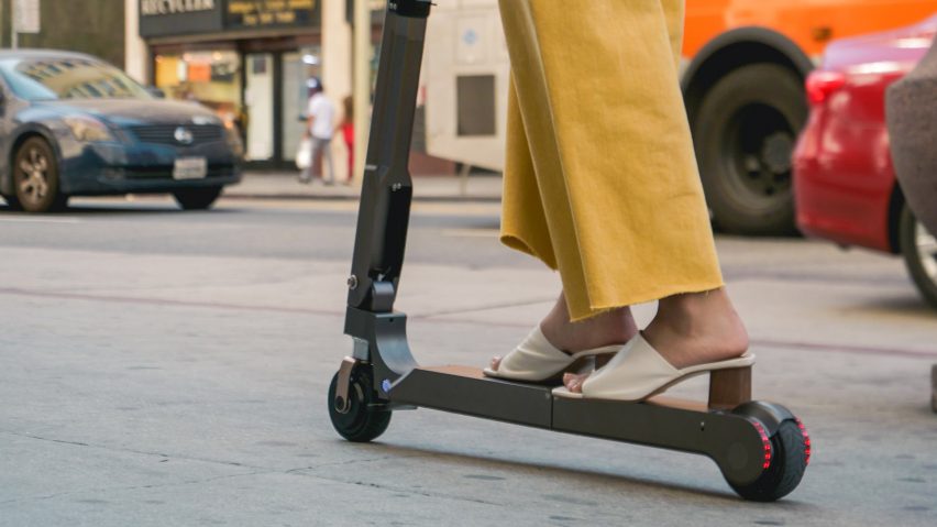 The new foldable Hyundai scooter