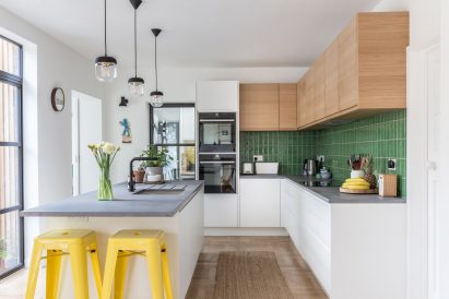 Illustrator's Botanical House by Intervention Architecture