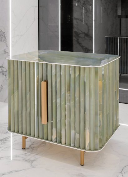 Iris Ceramica designs ceramic tile collection inspired by iridescent onyx stones