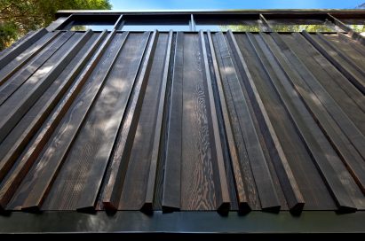 Kawagama Boathouse by Building Arts Architects