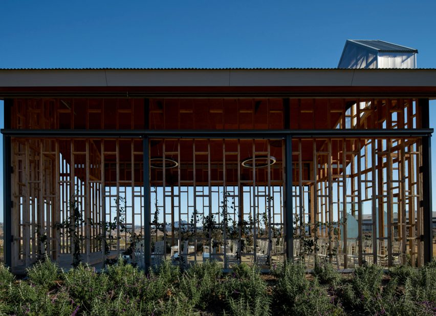Kooroomba Chapel by Wilson Architects