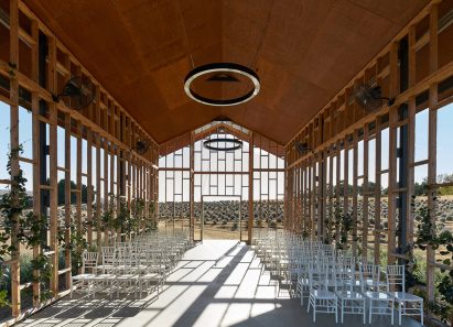 Kooroomba Chapel by Wilson Architects