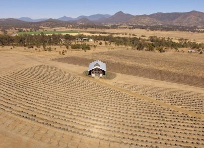 Kooroomba Chapel by Wilson Architects