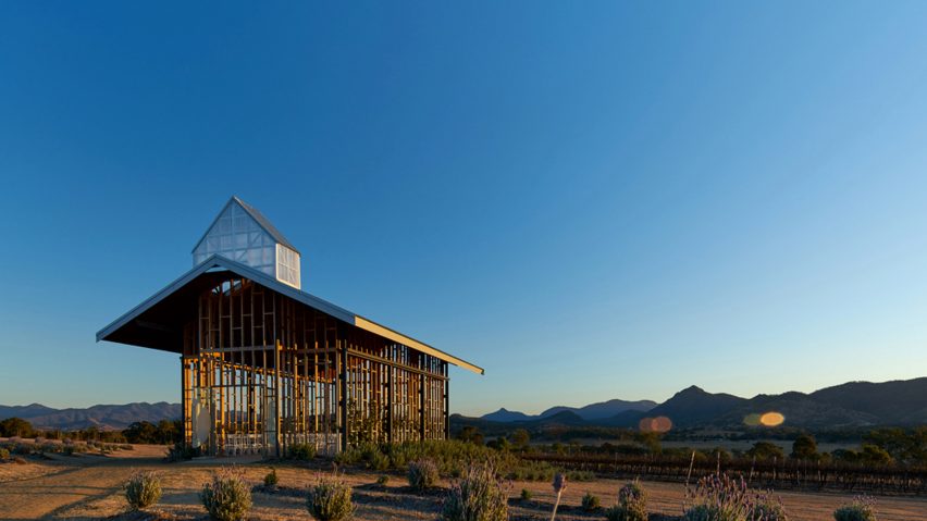 Kooroomba Chapel by Wilson Architects
