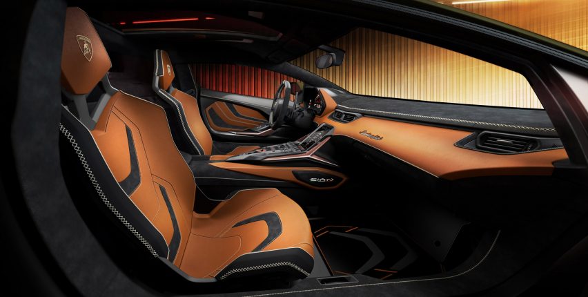 Lamborghini reveals its first hybrid production supercar