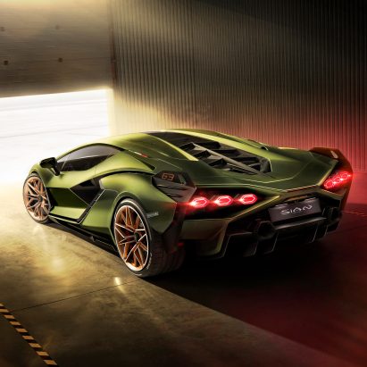 Lamborghini reveals its first hybrid production supercar