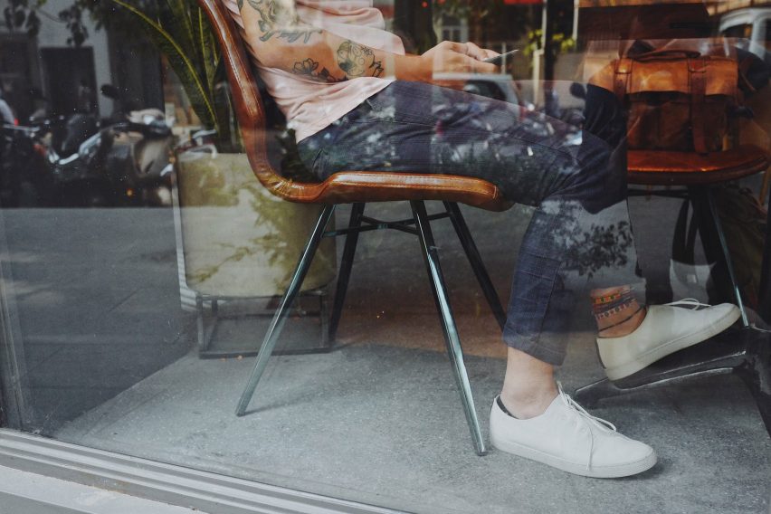 Mot shoes by Huynh Quang Ngoc Han and Pham Do Kien Quoc