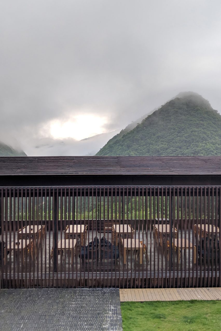 Mountain Bar and Restaurant by ZJJZ Atelier