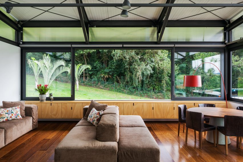 Piracaia Residence by Nitsche Arquitetos