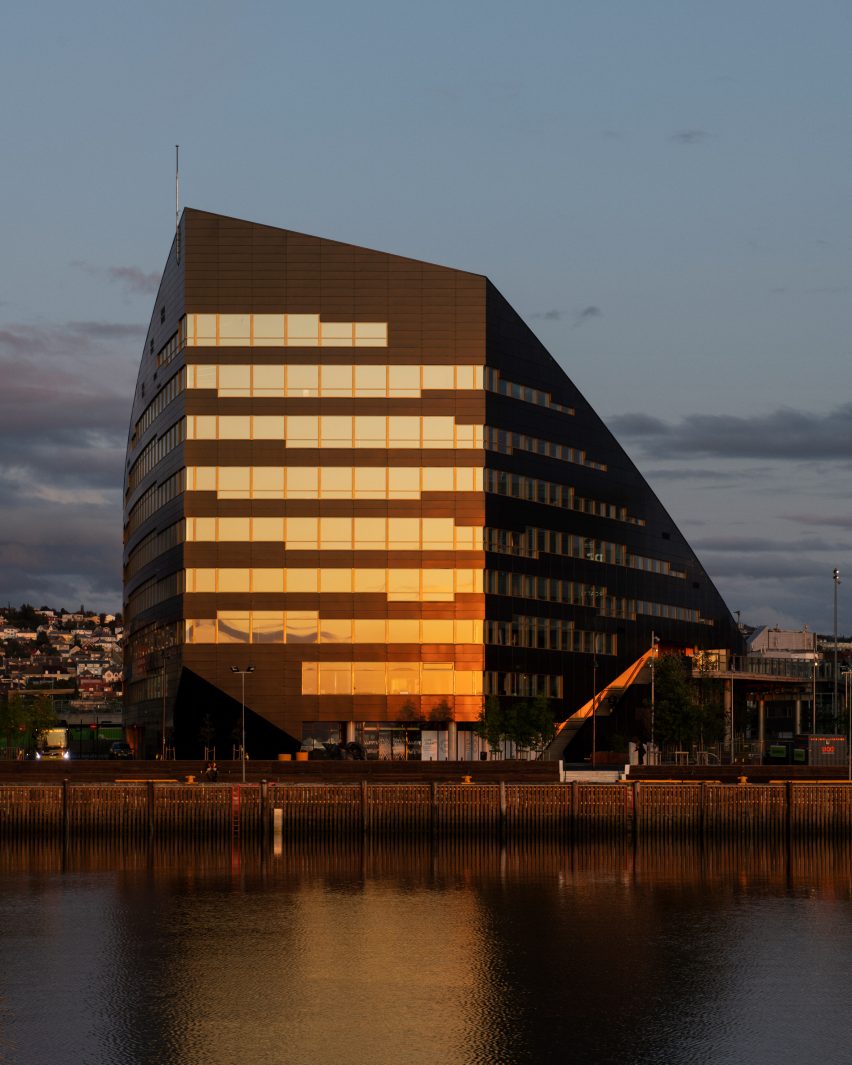 Powerhouse Brattørkaia office building in Tronheim by Snøhetta
