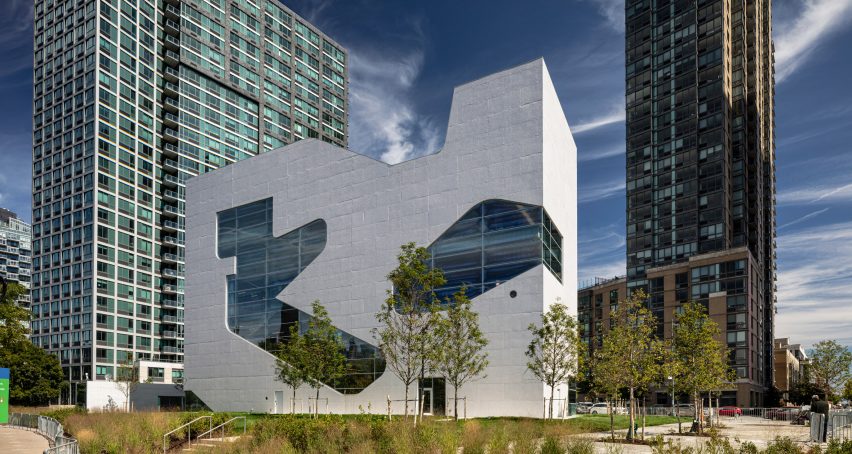 Queens Library at Hunter's Point by Steven Holl Architects