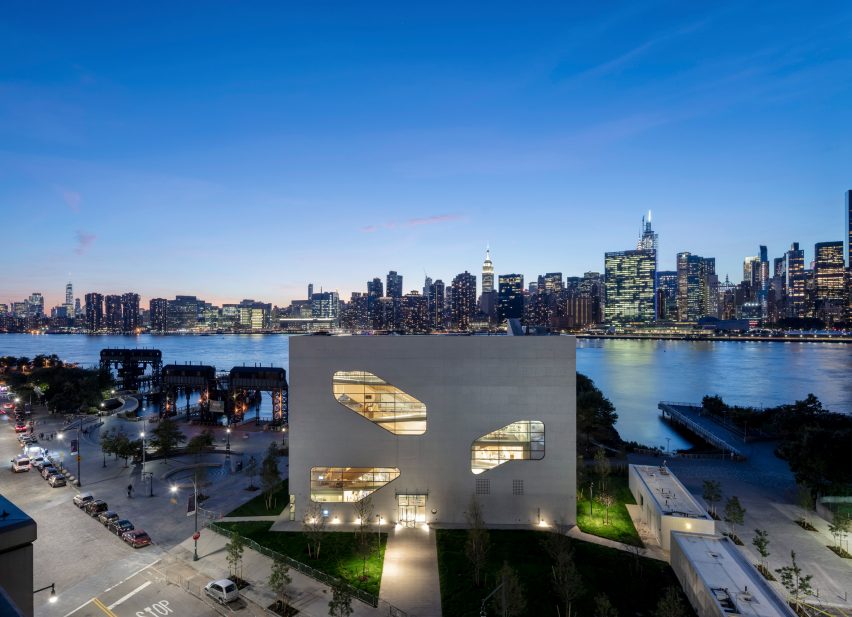 Queens Library at Hunter's Point by Steven Holl Architects