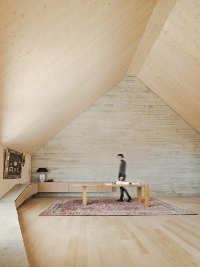 R11 loft extension by Pool Leber Architekten